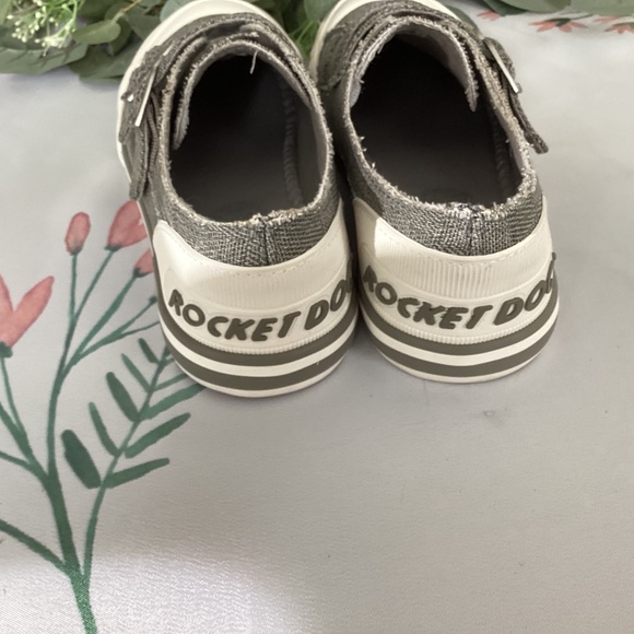 ROCKET DOG Jolissa Grey Ranger Sneaker - Picture 4 of 6